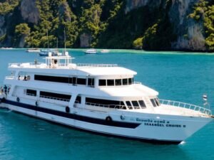 phi phi island tour by big boat with lunch (sic)